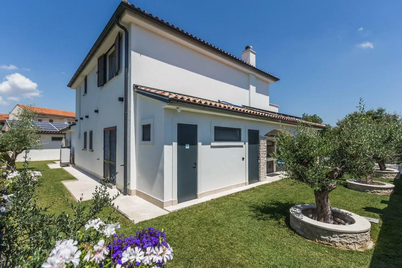 Villa Kata Pula